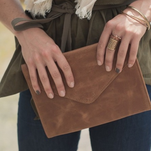 Tigist Clutch - Picture 2 of 3